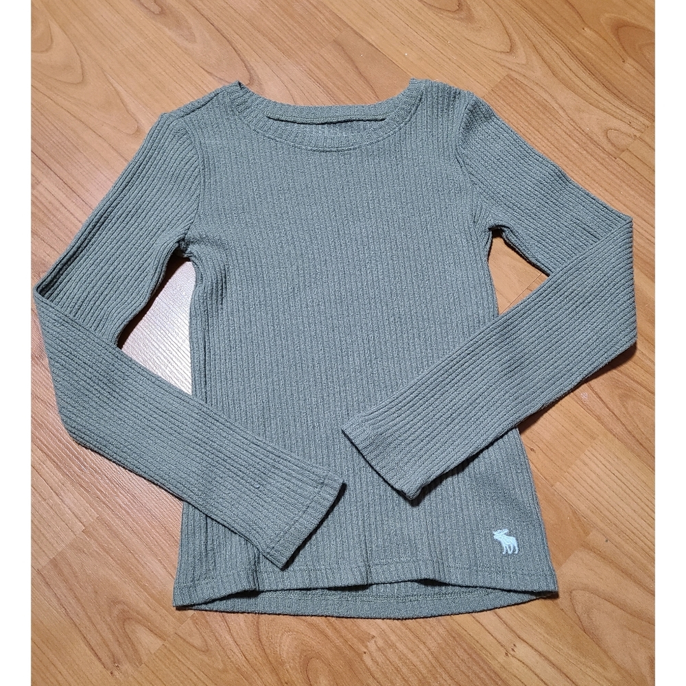 Abercrombie long sleeve kids shirt.